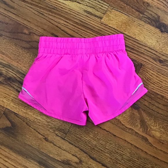 Athletic Works Active Wear Activewear Bright Pink Dri-Fit Shorts
4 / 5 XS - Picture 8 of 14